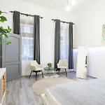 Апартаменты - Comfy - Large *