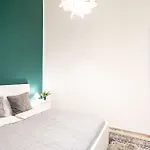 - Comfy - Large Будапешт