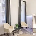 - Comfy - Large Апартаменты *