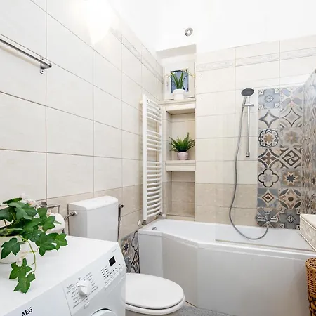 Apartment - Comfy - Large Budapest